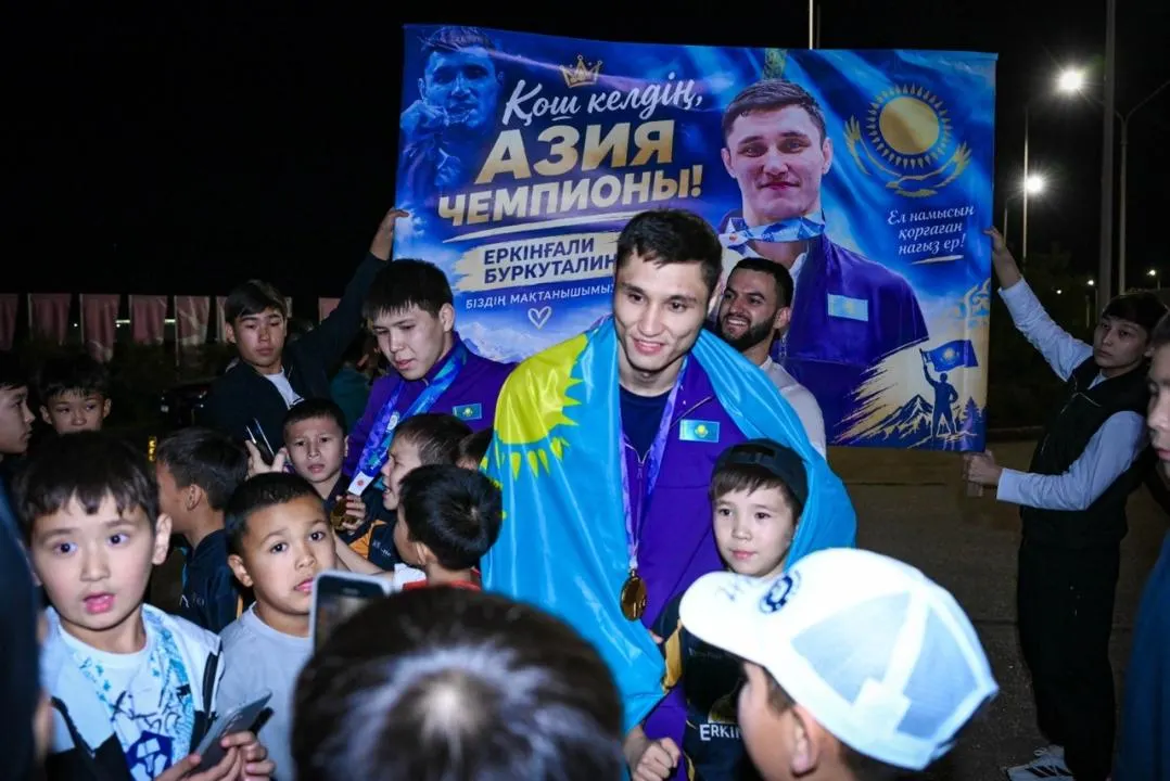ХХ Азия ойындарының қос чемпионы Ақтөбеге оралды